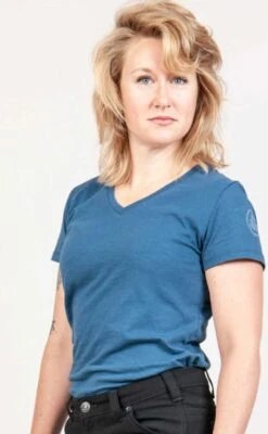 Dovetail - Woman's Solid V-Neck Tee -Prana Clothing Shop Capture2 e2702f9e 034d 443b 9866 921573f83859