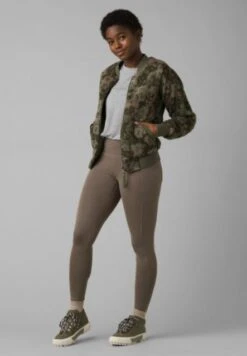 PrAna - Polar Escape Bomber Jacket -Prana Clothing Shop Capture6 30a9f2a3 751f 48e0 ab2e 5d194eddd046