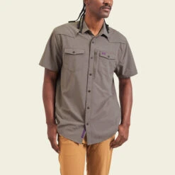 Howler Bros - Men's Emerger Tech Shirt -Prana Clothing Shop S24 SS Shirts Emerger Tech Ash Model Front