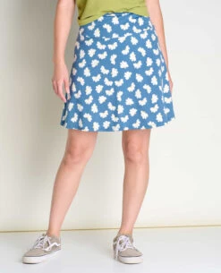 Toad & Co - Women's Chaka Skirt 9 Toad & Co - Women's Chaka Skirt -Prana Clothing Shop T1182127 Pacific Half Daisy Print 1 700x 411dfaeb 0099 438a bb4f fbcf328ce987
